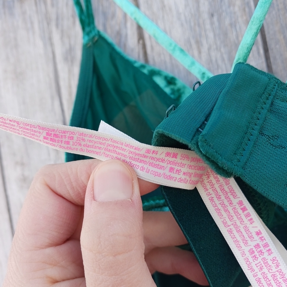 PINK Victoria's Secret VS Crushed Velvet  Bralette Emerald Green Womens Sz Small - Picture 6 of 6